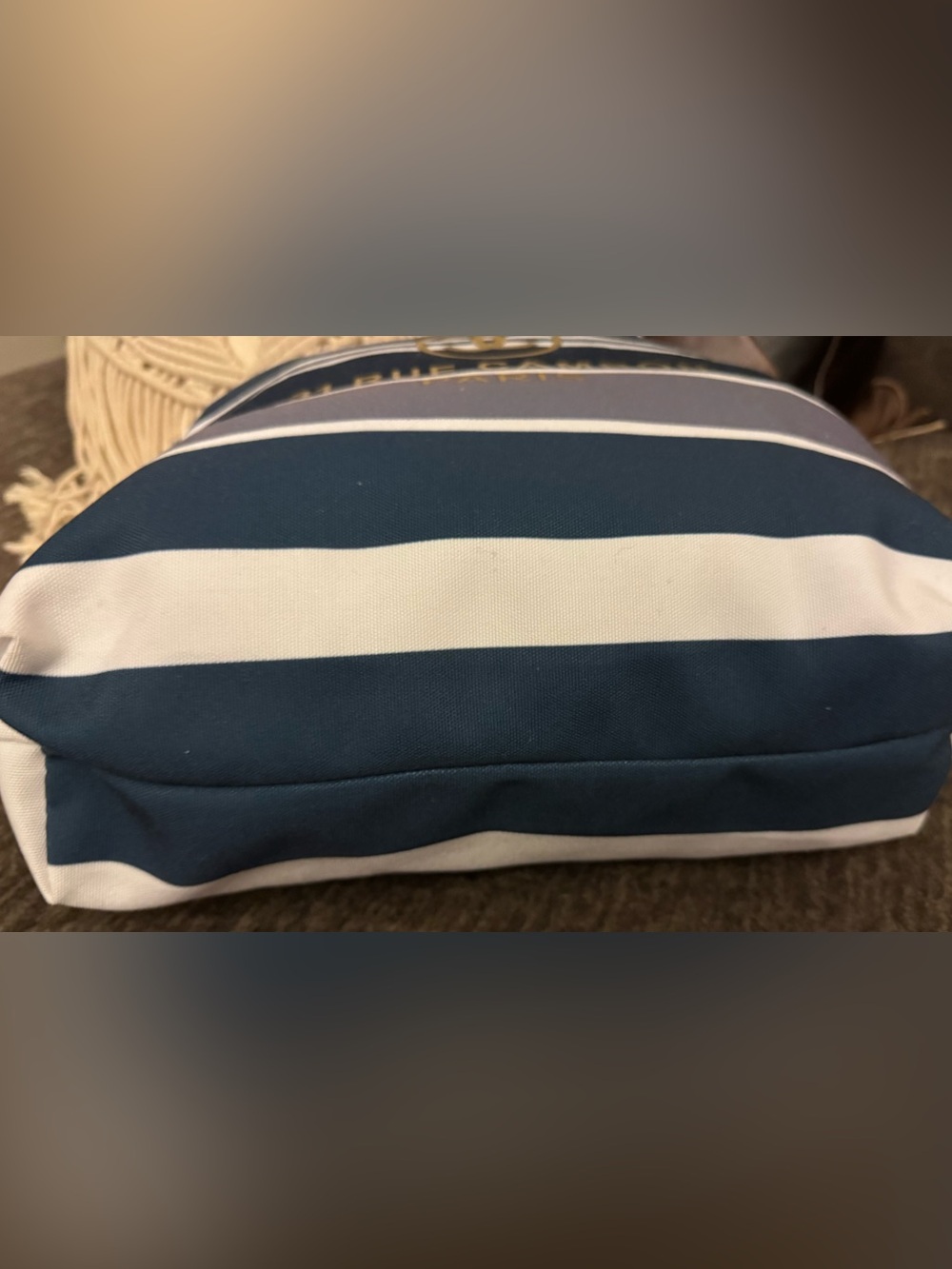 🍹🍹🍹 SALE ALERT ‼️‼️NWOT FASHION DENIM BLUE AND GREY CANVAS TOTE‼️ - Picture 5 of 8